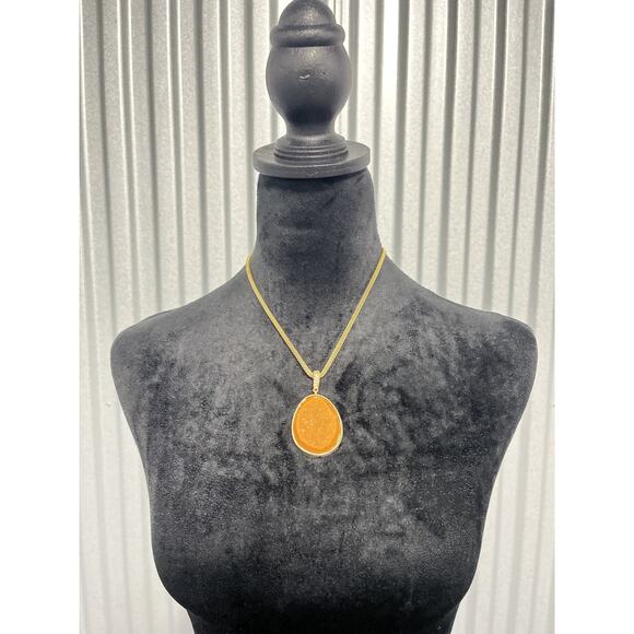 Wendy Williams Necklace Orange Gold Tone Pendant Adjustable Chain Womens Jewelry - Picture 3 of 8